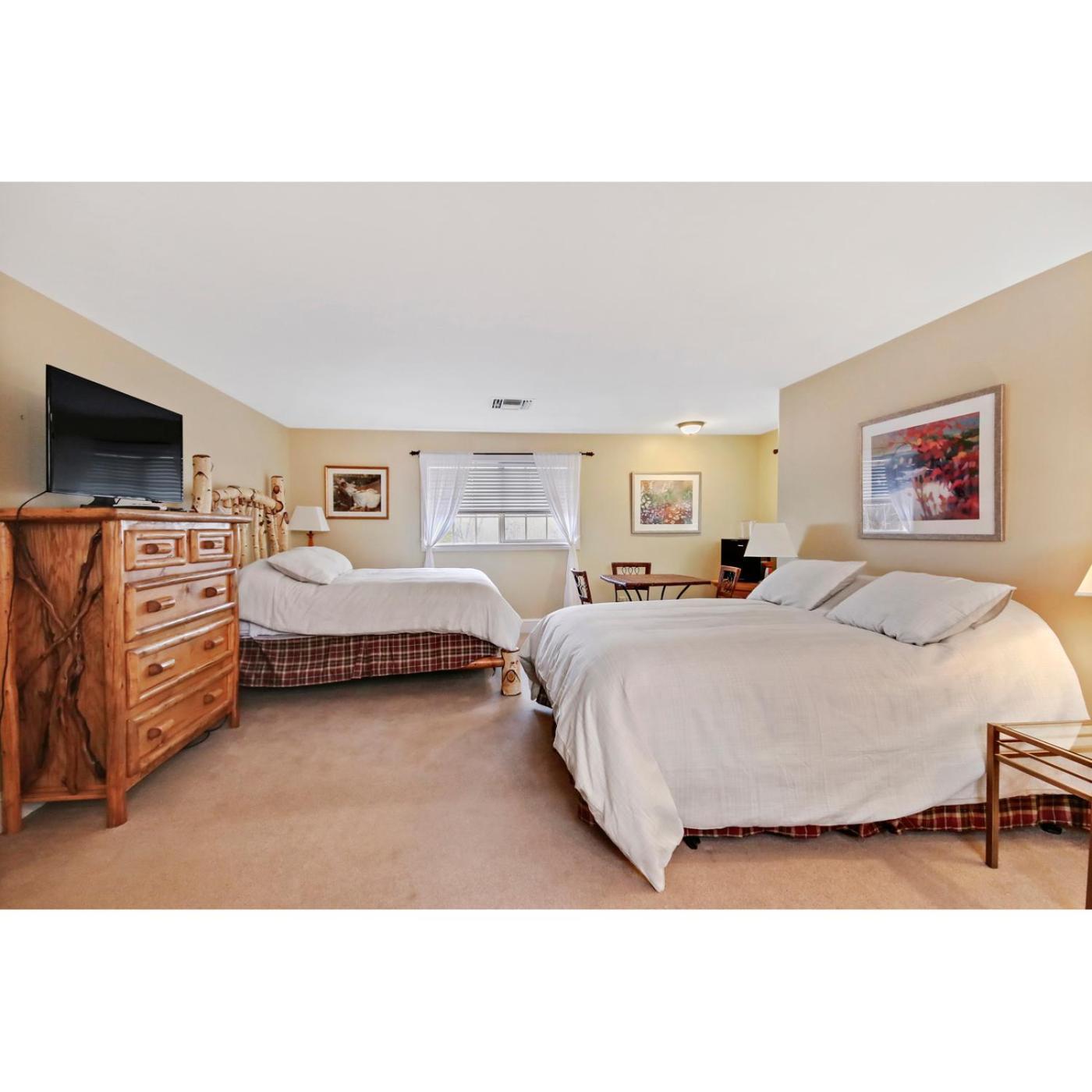 7 Point Ranch Hotel Emigrant ภายนอก รูปภาพ